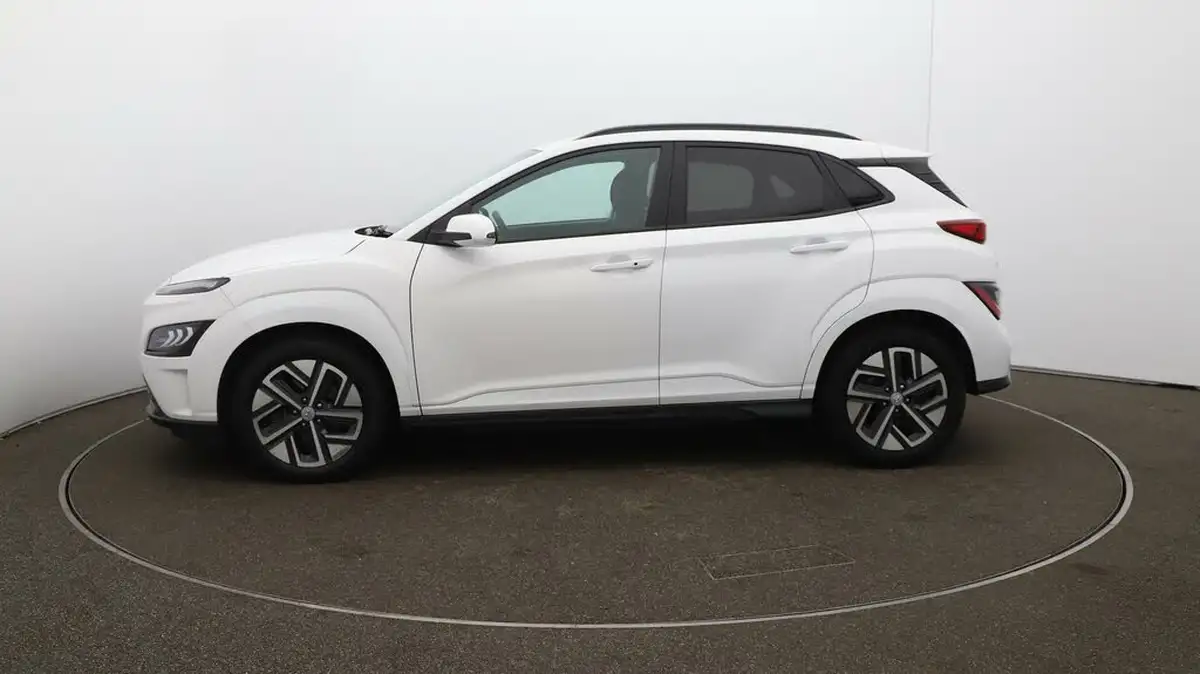 2022-hyundai-kona-e-premium-204ps-64kwh-7kw-obc-big-57