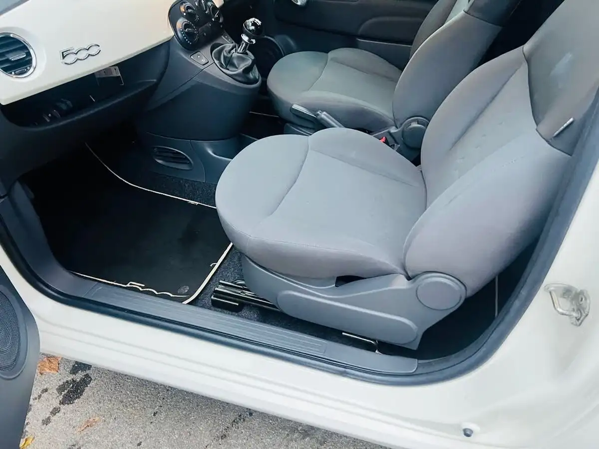 2011-fiat-500-12-pop-69bhp-big-55