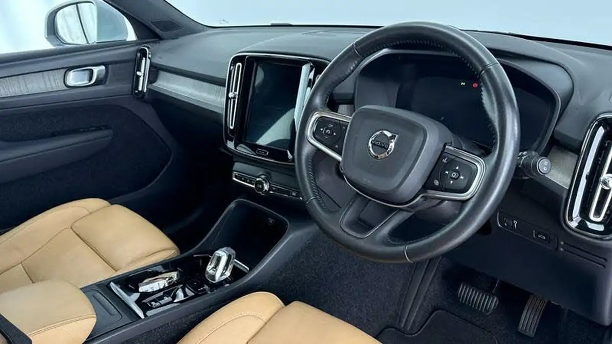 2020-volvo-xc40-20-t4-inscription-pro-big-5