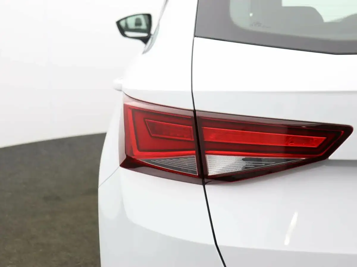 2023-seat-ateca-15-ecotsi-se-technology-dsg-big-40