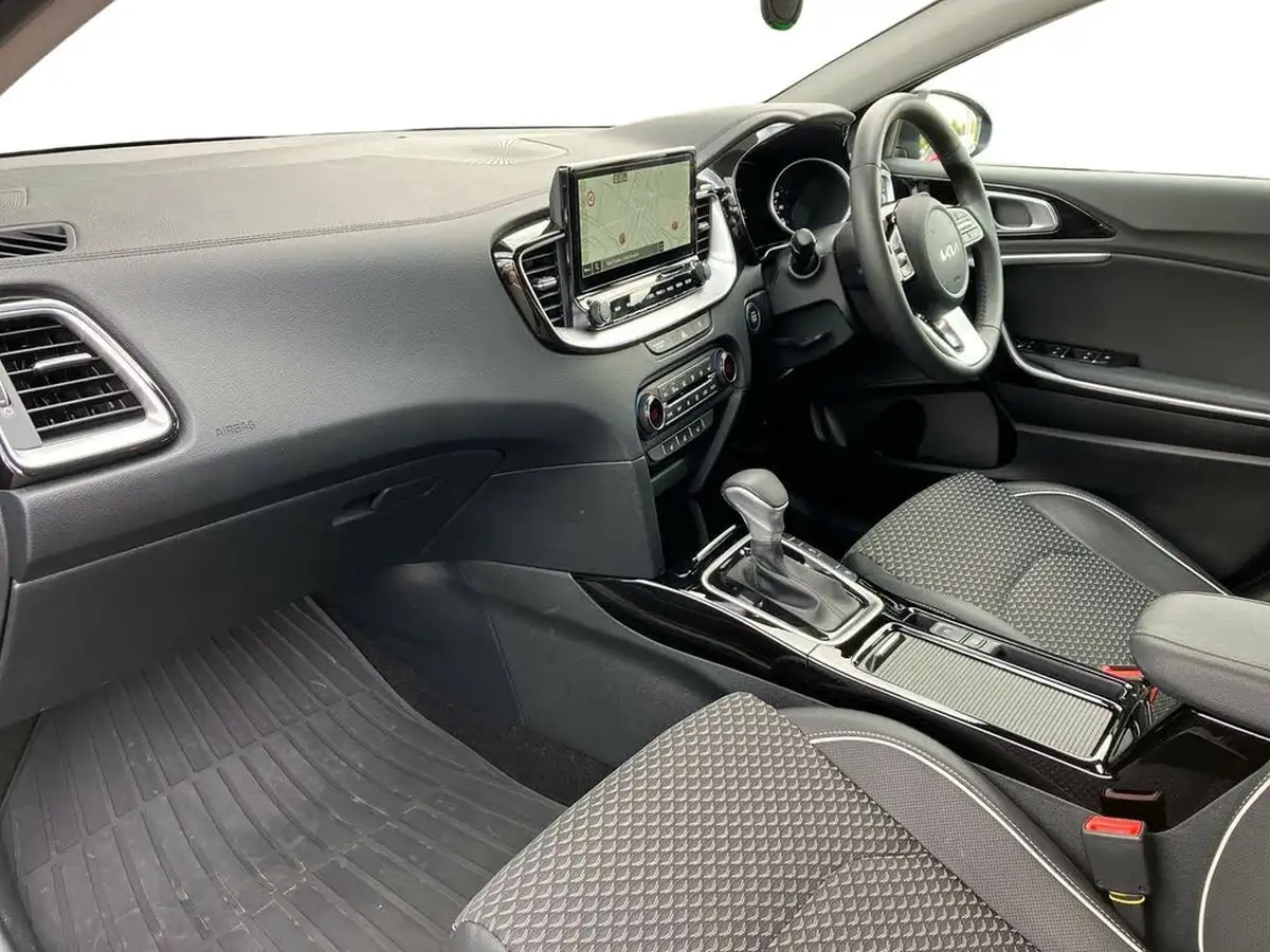 2024-kia-ceed-15-t-gdi-3-sportswagon-dct-big-5