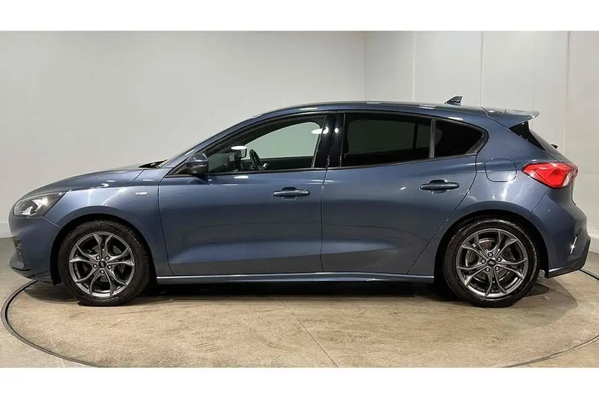 2020-ford-focus-10t-st-line-edition-125ps-hybrid-mhev-hatchback-big-5
