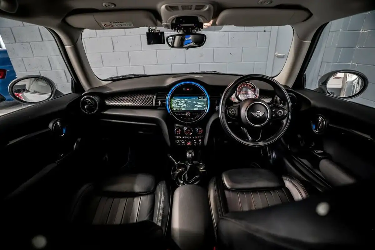 2018-mini-cooper-20-cooper-s-series-ii-ss-hatchback-3d-big-1