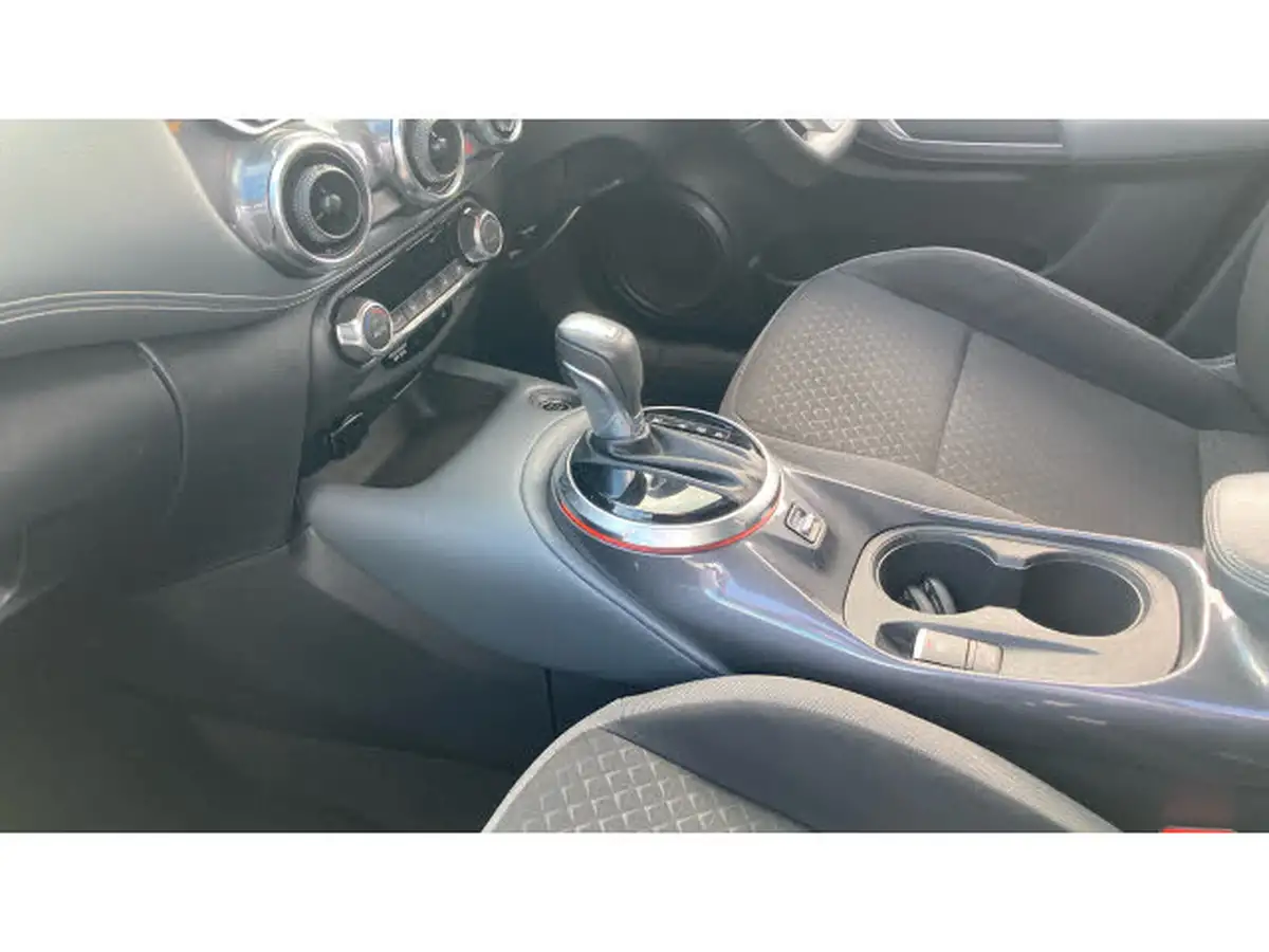 2021-nissan-juke-10-dig-t-n-connecta-117ps-dct-big-12