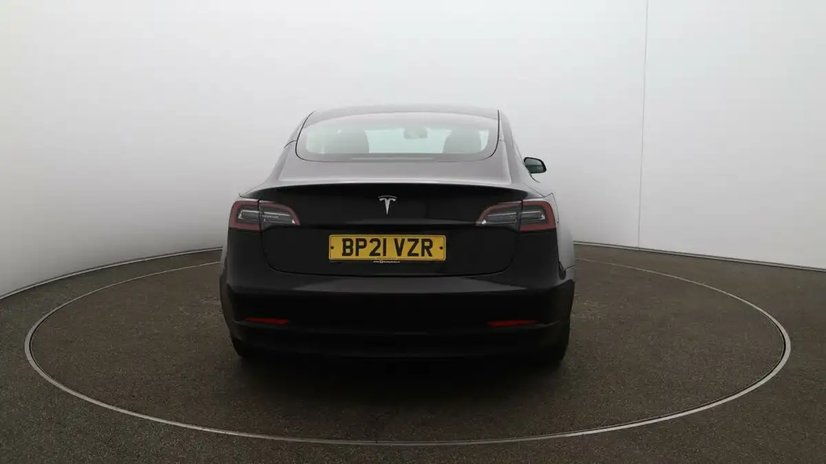 2021-tesla-model-3-e-standard-plus-big-47
