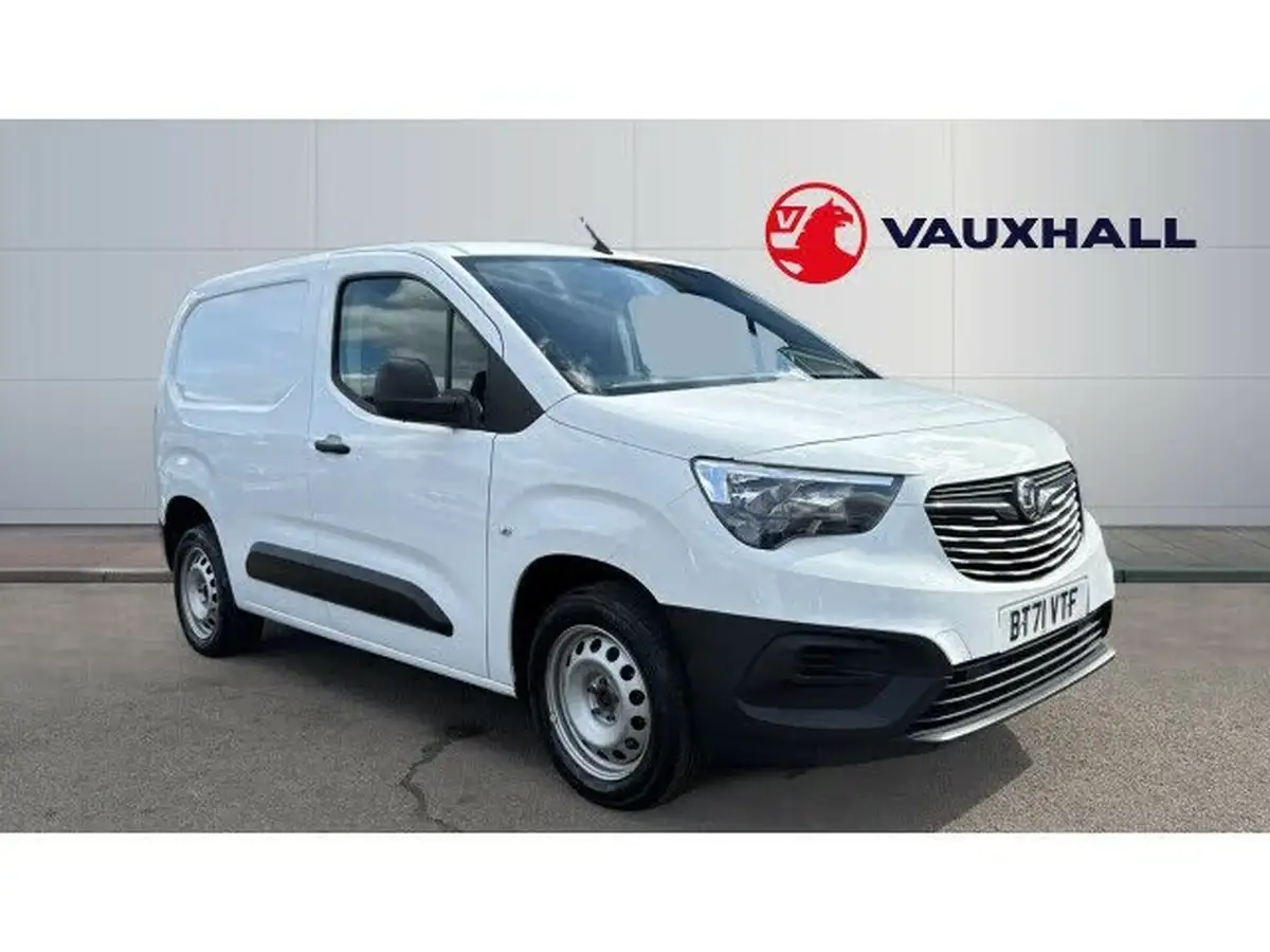 2021-vauxhall-combo-15cdti-dynamic-2300-100pseu6dt-l1h1-panel-big-0
