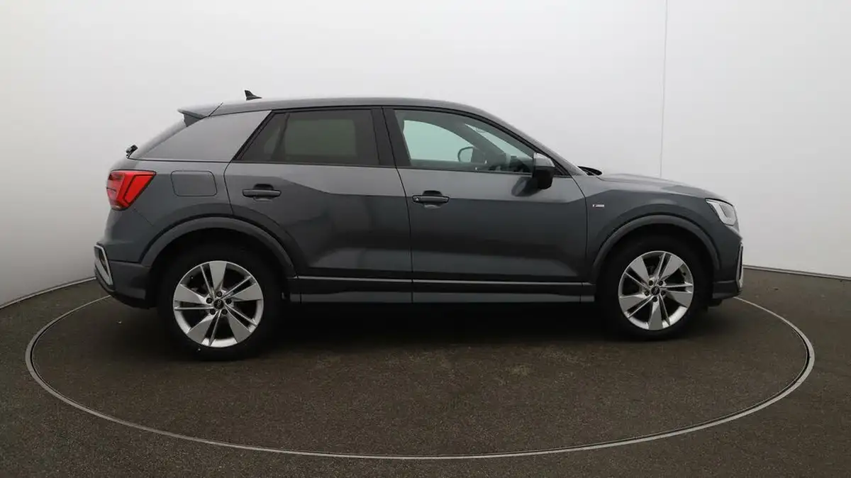 2021-audi-q2-15-35-tfsi-s-line-tronic-big-8