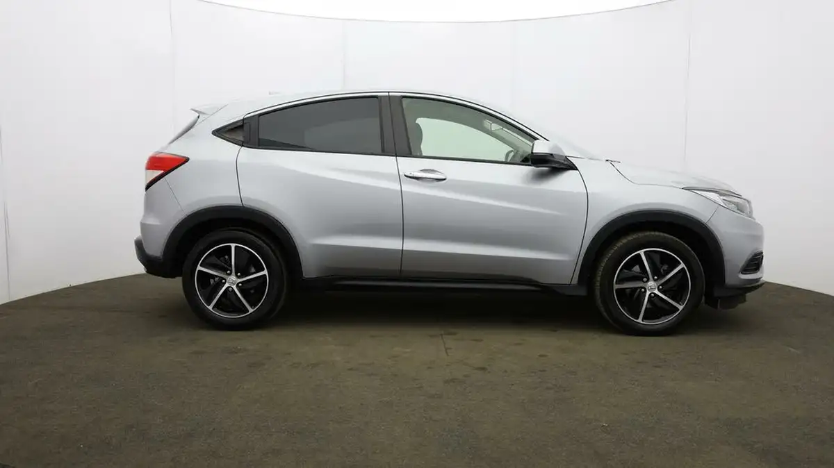 2020-honda-hr-v-15-i-vtec-se-big-43