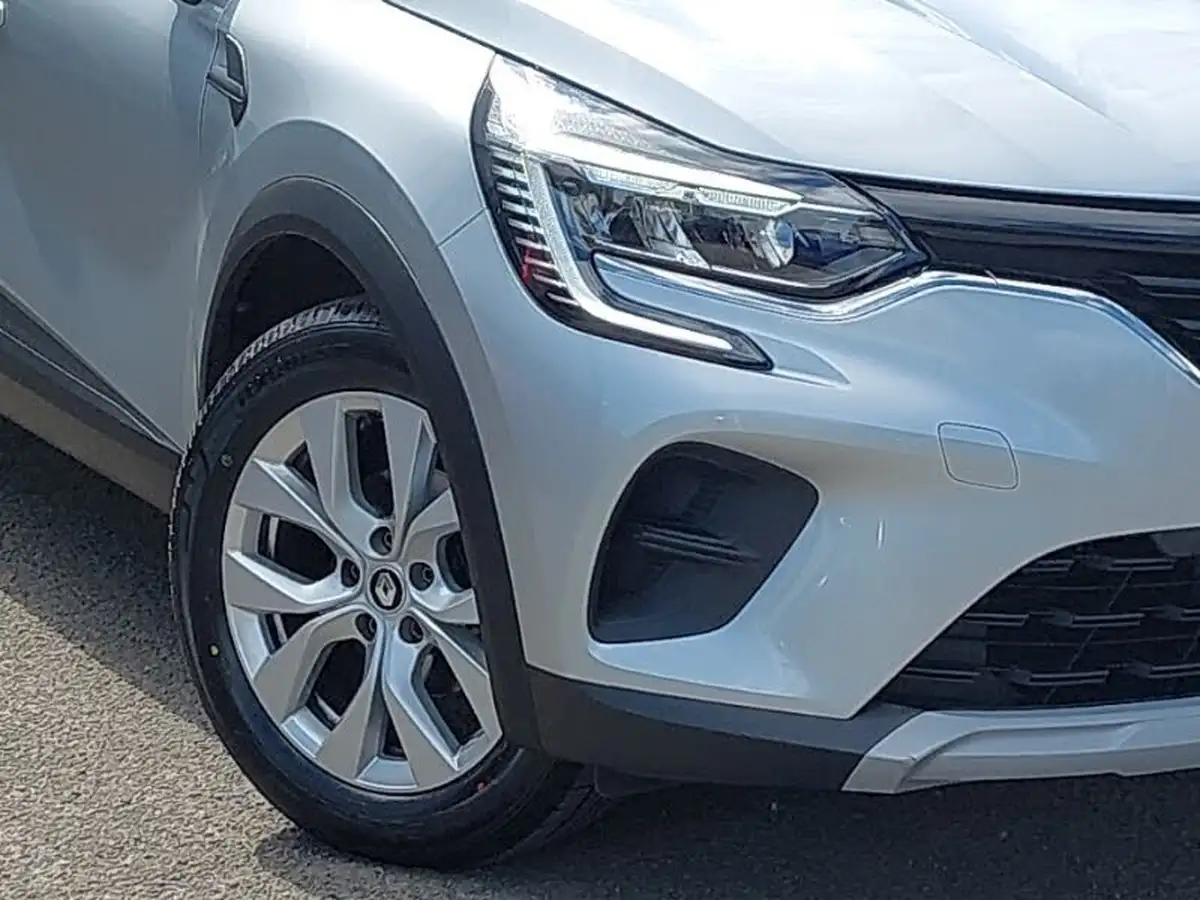 2022-renault-captur-13-tce-iconic-edition-big-0