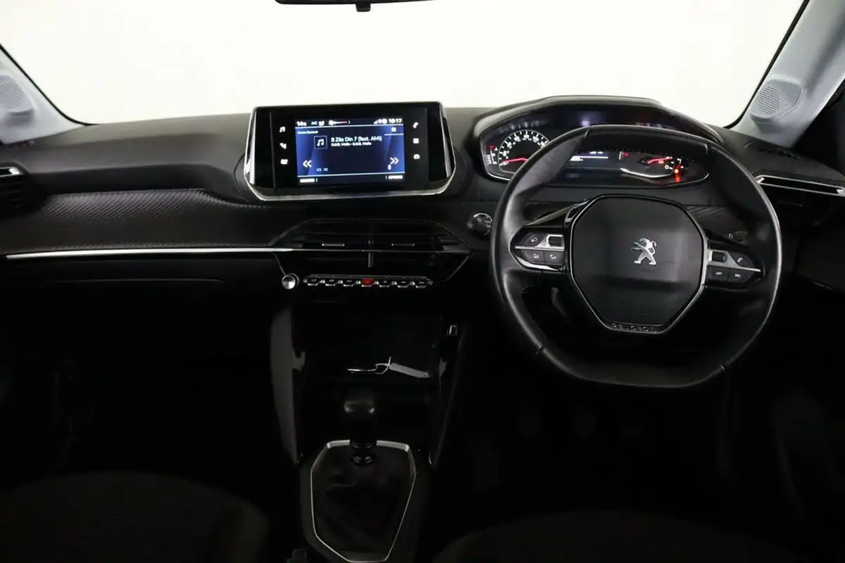 2022-peugeot-208-12-puretech-active-premium-100bhp-big-15