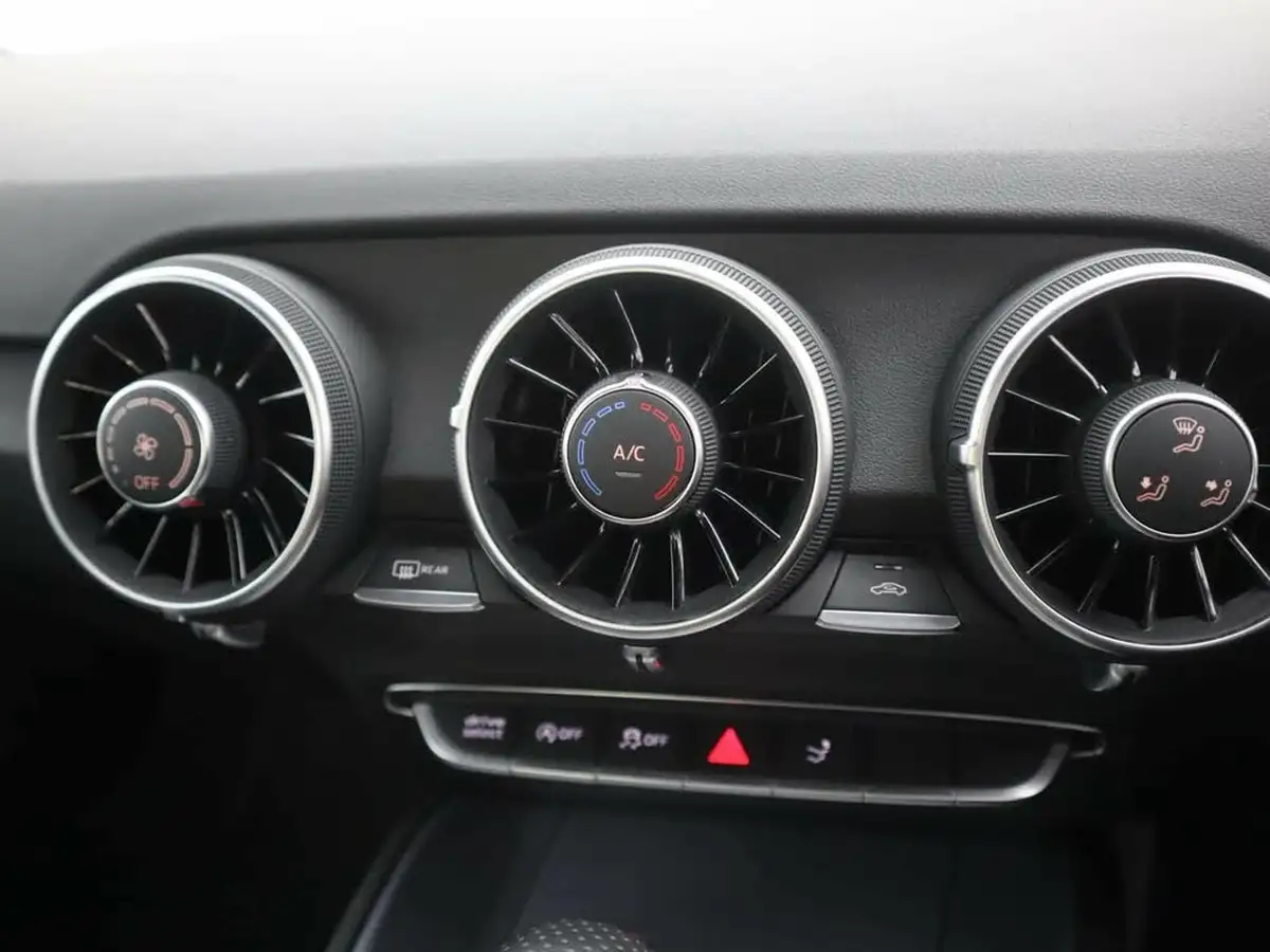 2019-audi-tt-coupe-20-40-tfsi-s-line-big-13