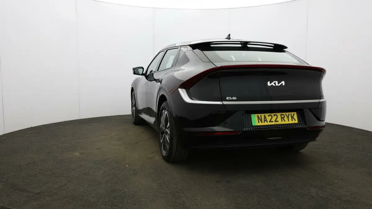 2022-kia-ev6-e-air-big-23