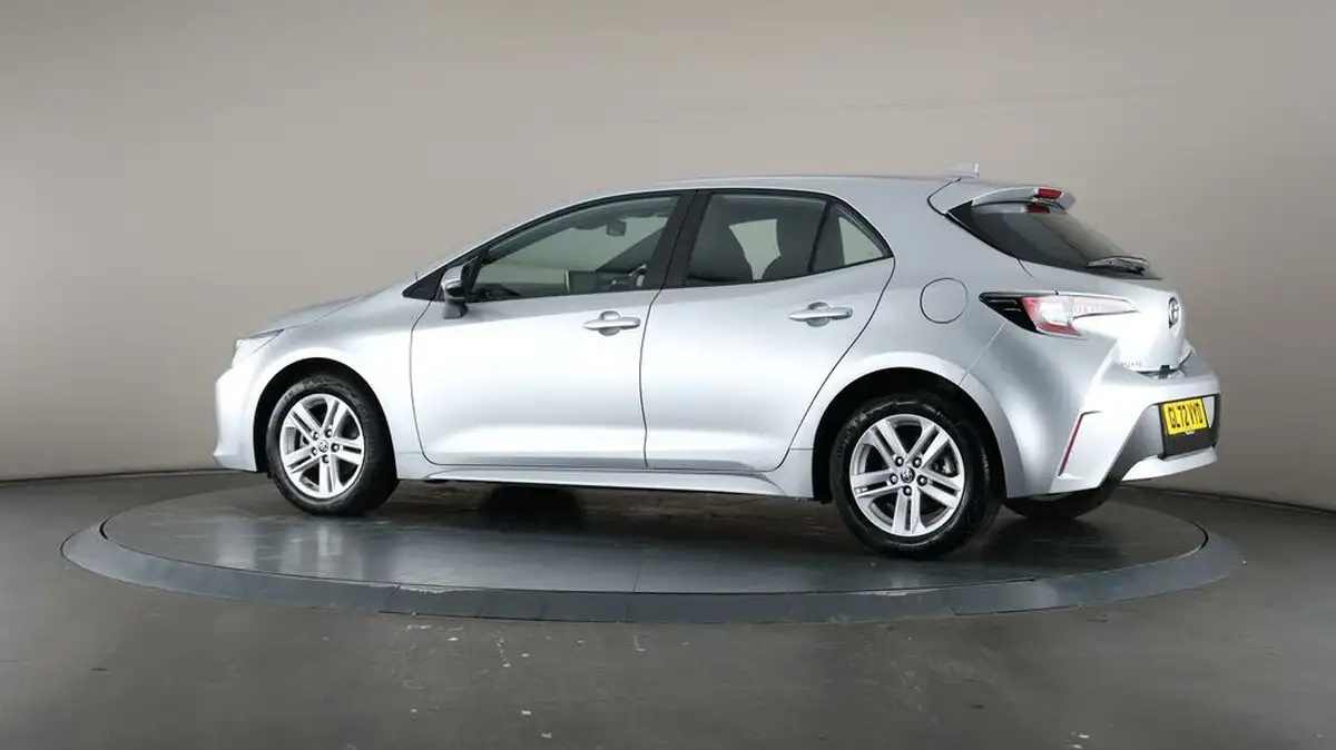 2023-toyota-corolla-18-vvt-i-icon-120bhp-trk-hatchback-5d-big-69