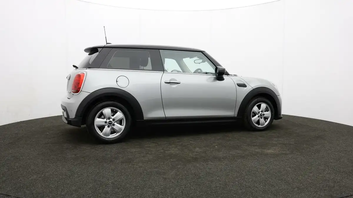 2023-mini-cooper-15-cooper-classic-premium-auto-hatchback-3d-auto-big-28