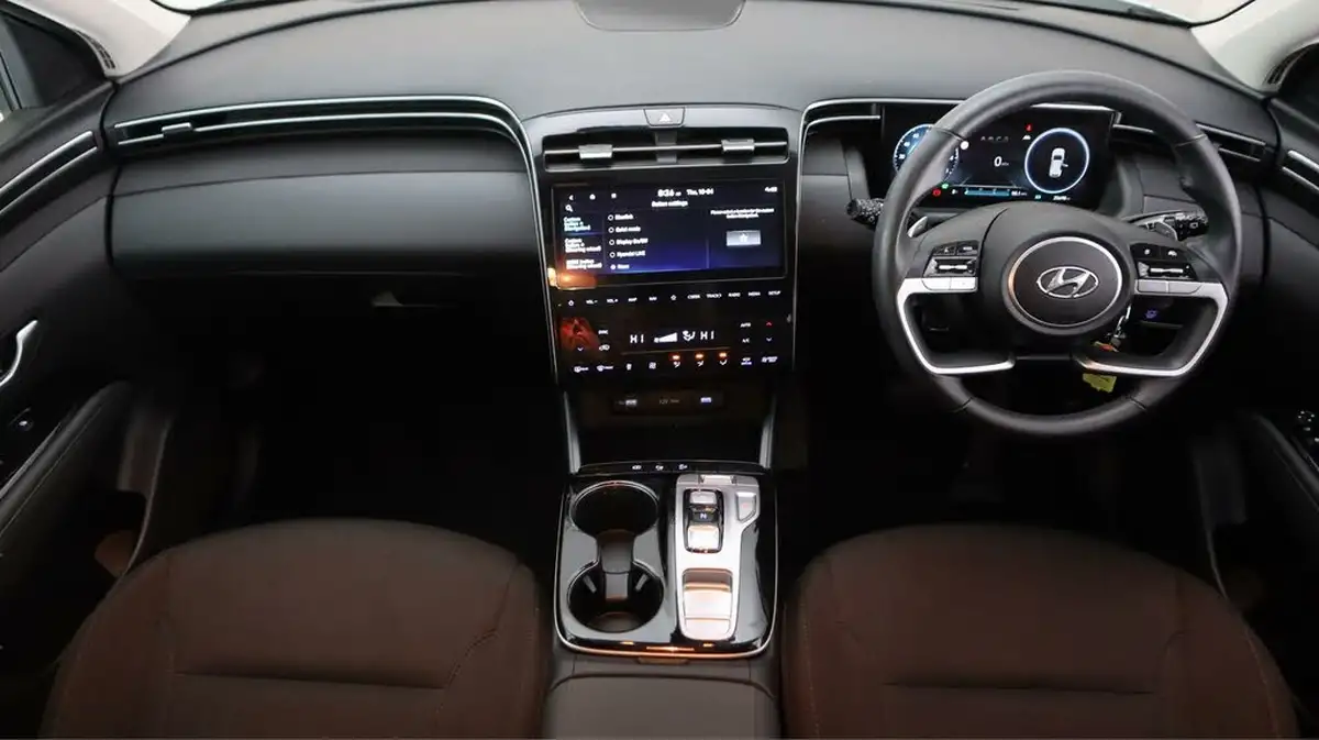 2022-hyundai-tucson-16-t-gdi-se-connect-230ps-hybrid-auto-big-13