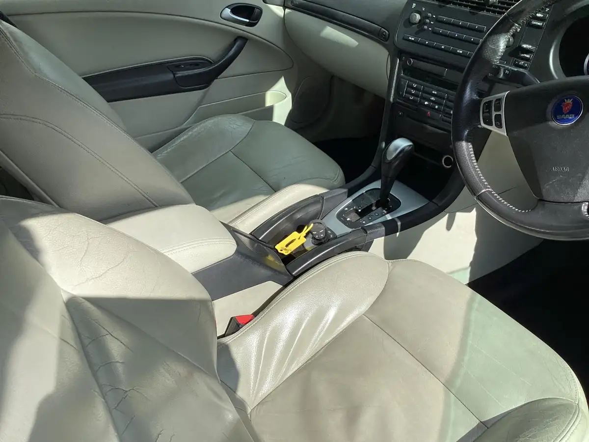 2006-saab-9-3-20-cerulean-vector-18t-auto-big-11