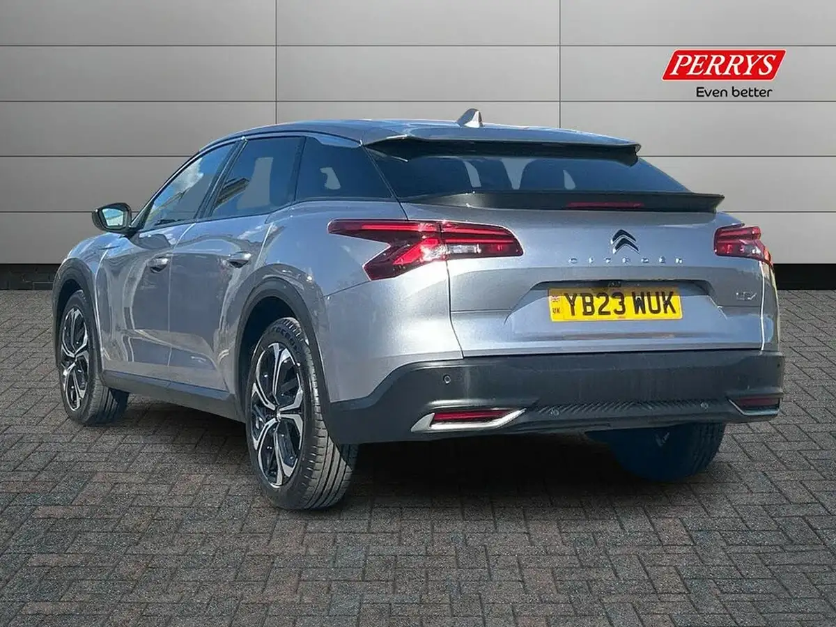 2023-citroen-c5-x-12-puretech-shine-big-1