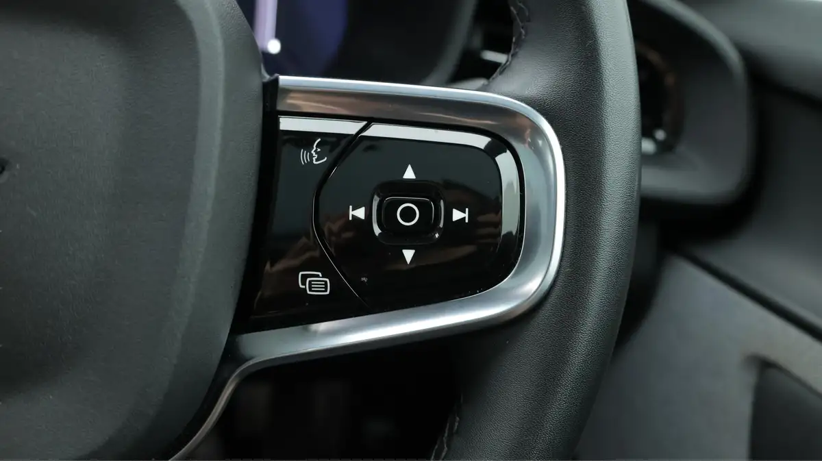 2022-polestar-polestar-2-e-ps2-300kw-long-dual-hatchback-big-24