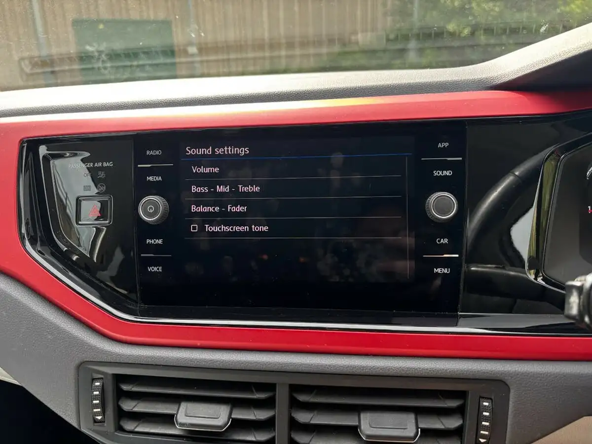 2019-volkswagen-polo-10-tsi-beats-big-34