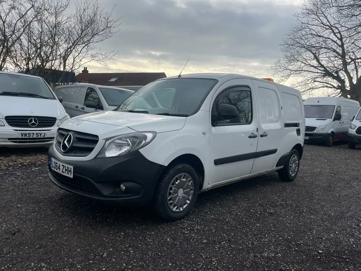 2014-mercedes-benz-citan-15-cdi-109-compact-panel-van-big-1