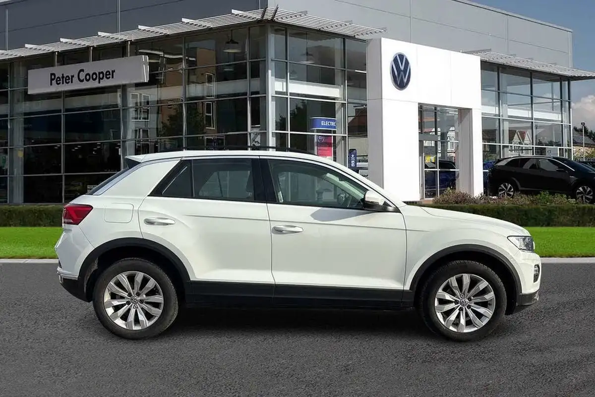2020-volkswagen-t-roc-10-tsi-se-115ps-big-33