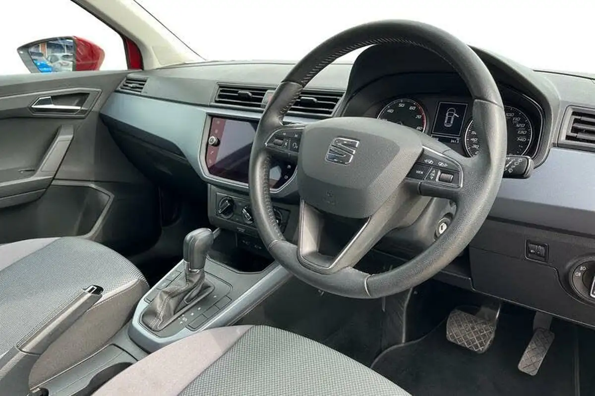 2021-seat-arona-10-tsi-se-technology-110ps-dsg-big-8