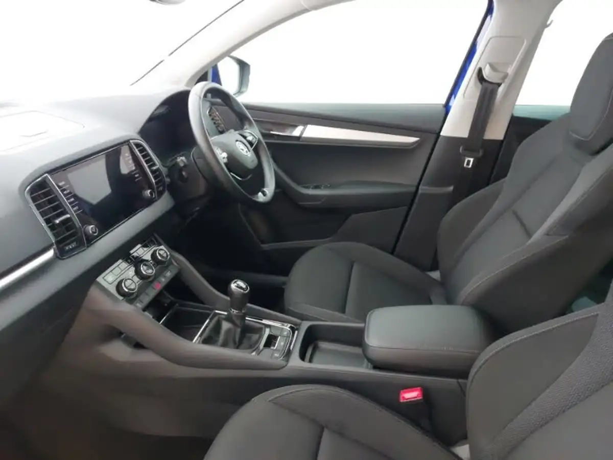 2022-skoda-karoq-10-tsi-se-drive-big-4