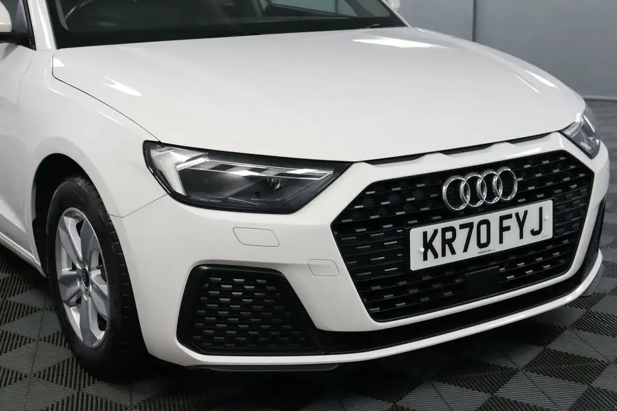 2020-audi-a1-10-25-tfsi-technik-big-21