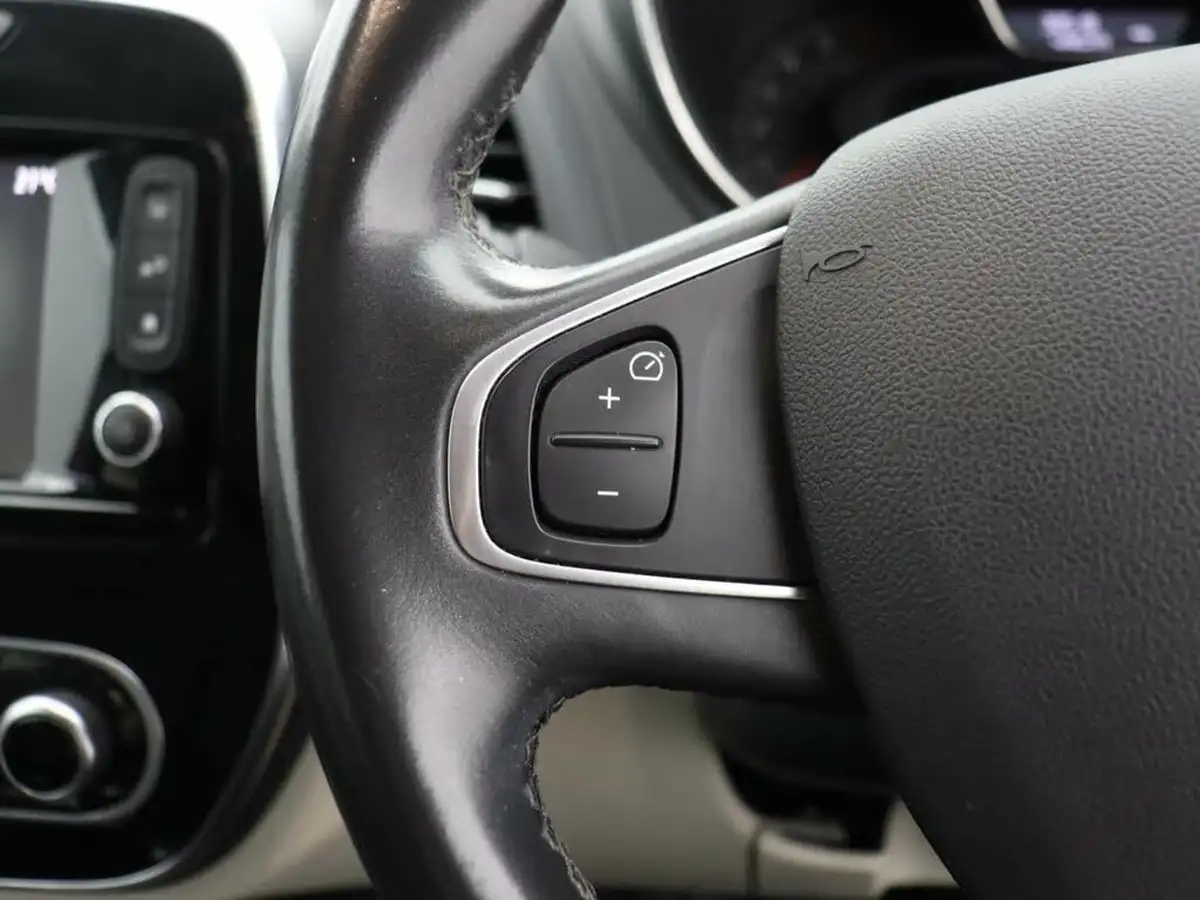 2019-renault-captur-13-tce-gt-line-130bhp-big-19