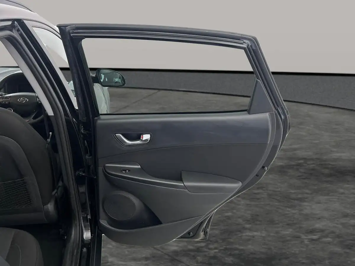2021-hyundai-kona-16-gdi-premium-hybrid-big-15