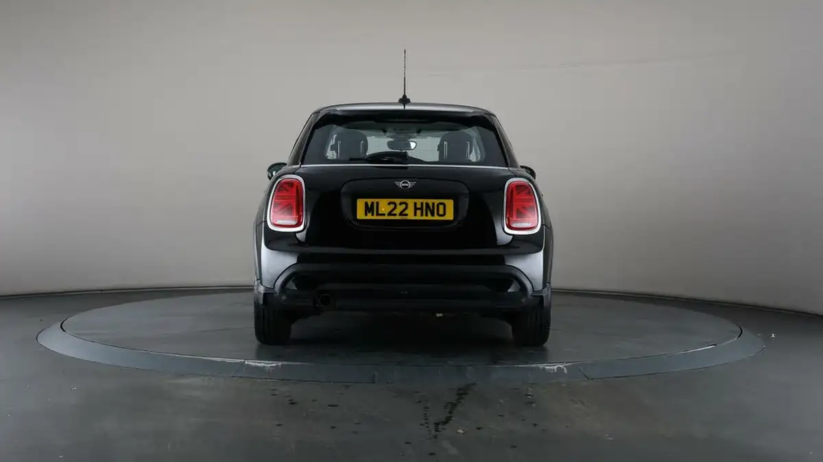 2022-mini-cooper-15-one-classic-5d-big-25