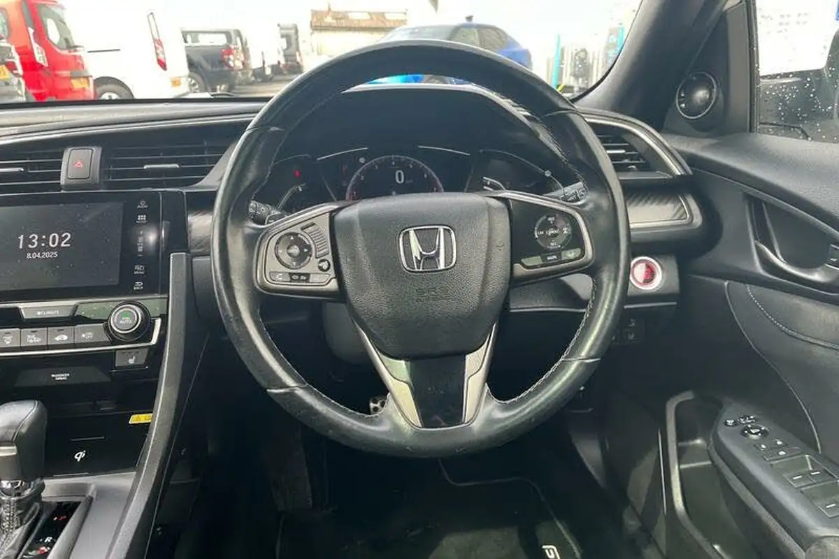 2018-honda-civic-15-vtec-turbo-sport-plus-cvt-big-11