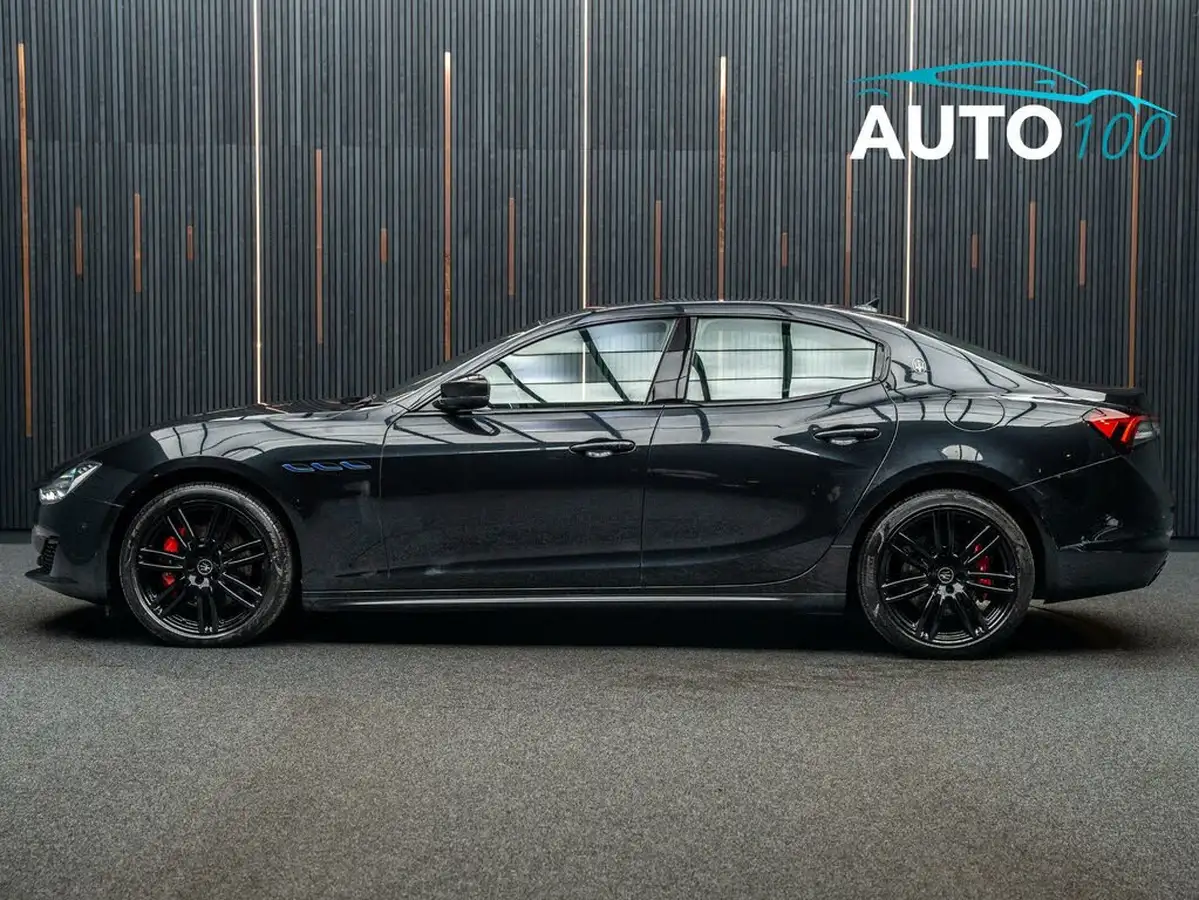 2021-maserati-ghibli-20-big-12