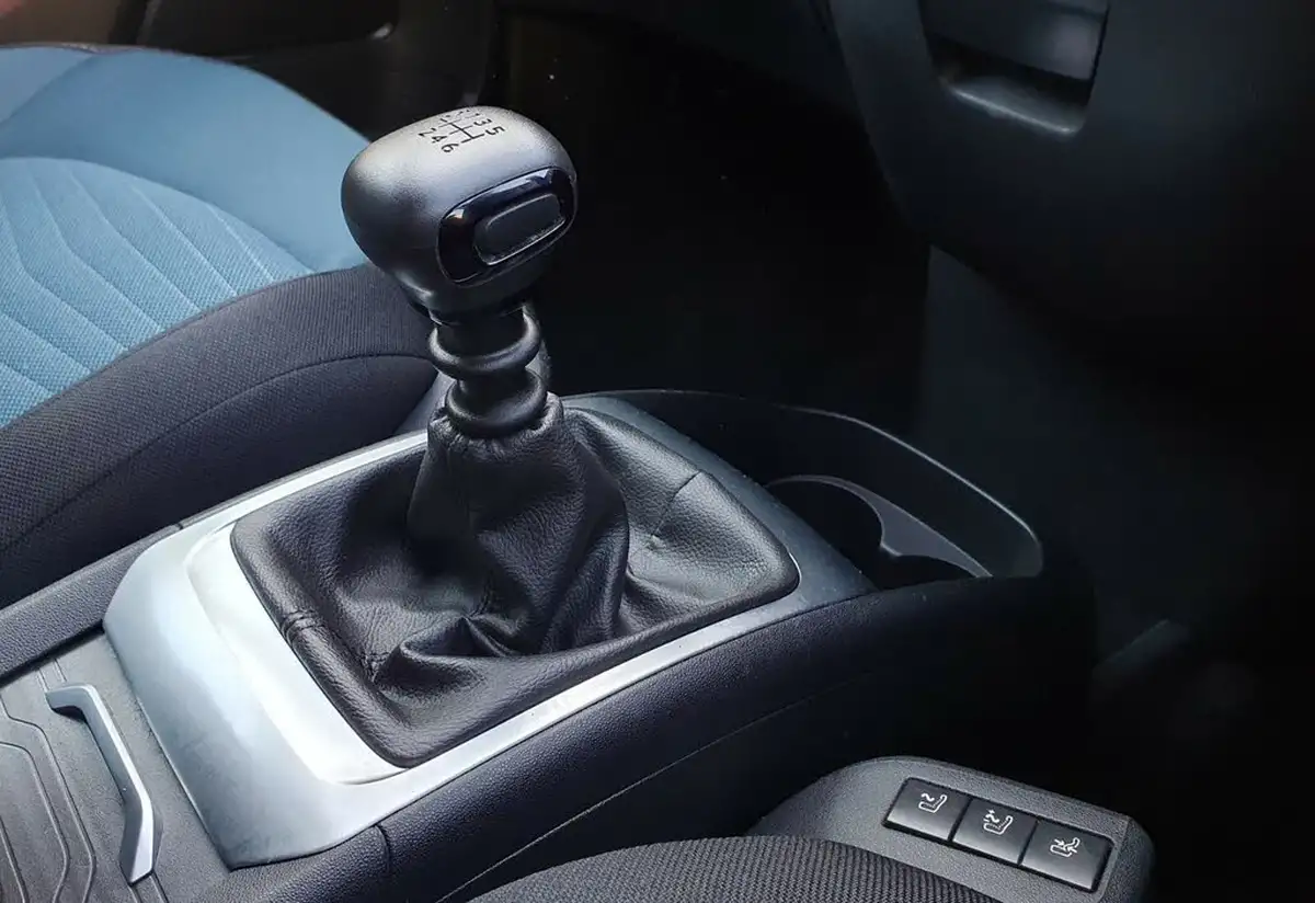 2019-citroen-grand-c4-spacetourer-15bluehdi-feel-big-21