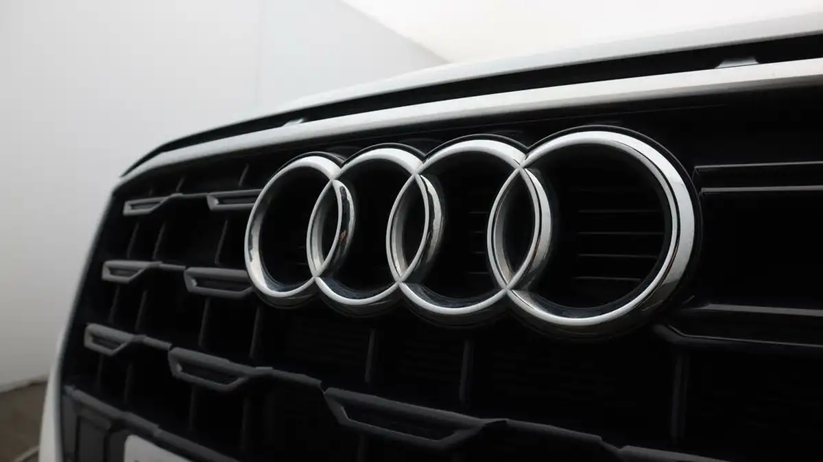 2022-audi-q2-10-30-tfsi-sport-big-20