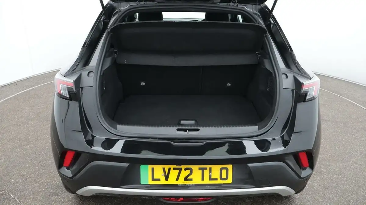 2022-vauxhall-mokka-e-ultimate-big-17