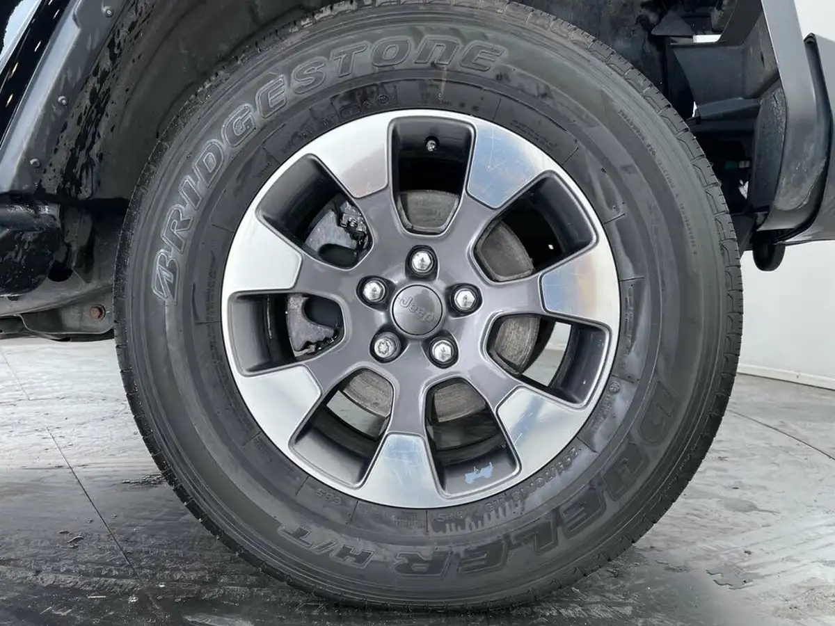 2019-jeep-wrangler-22-multijet-ii-overland-hard-3d-big-11