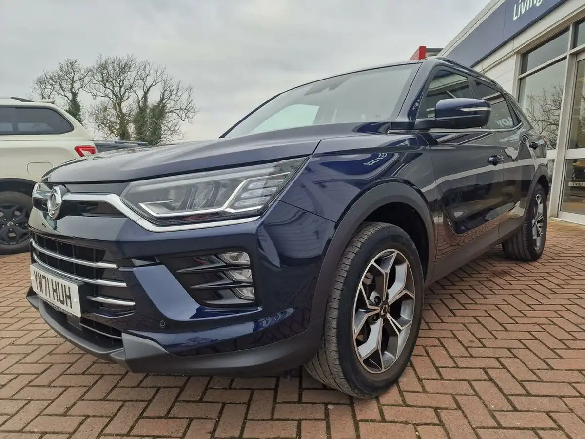 2021-kgm-ssangyong-korando-15-ultimate-big-6