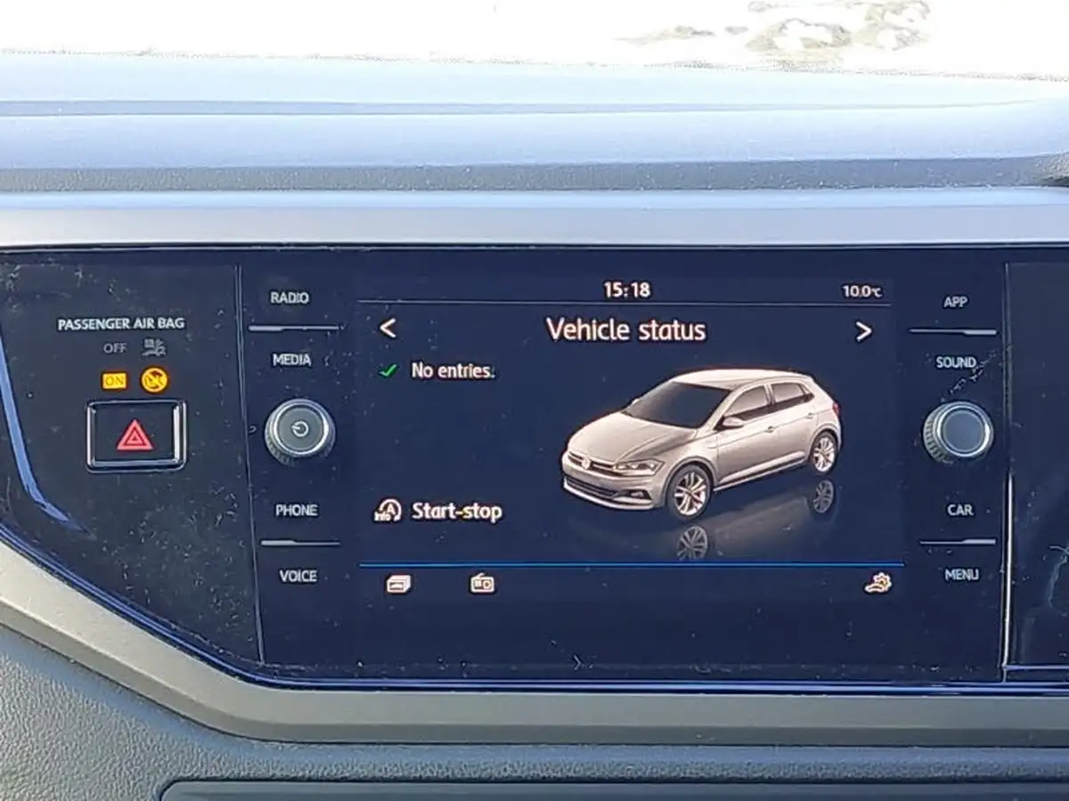 2018-volkswagen-polo-10-tsi-se-big-9