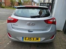 2015-hyundai-i30-16crdi-s-hatchback-small-31
