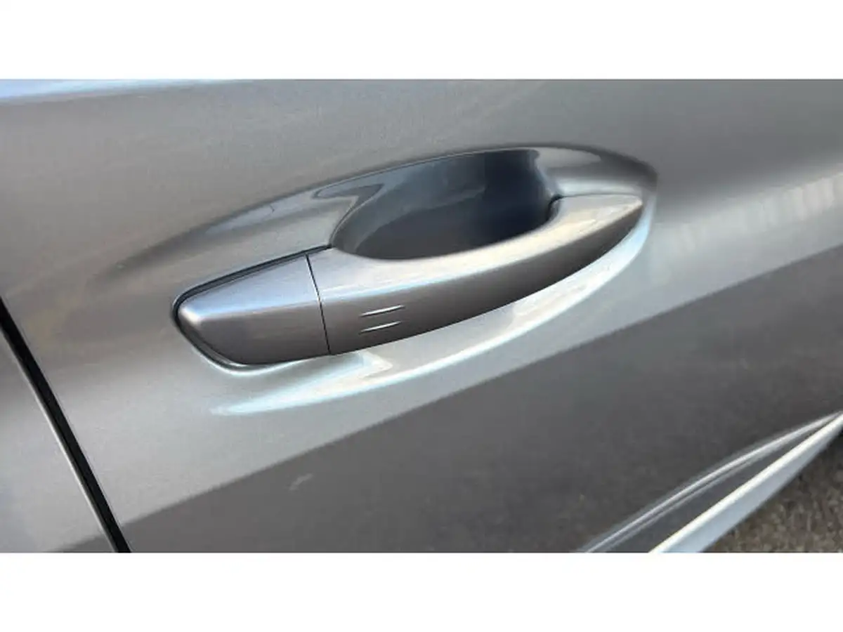 2022-peugeot-208-12-puretech-gt-premium-100bhp-big-23