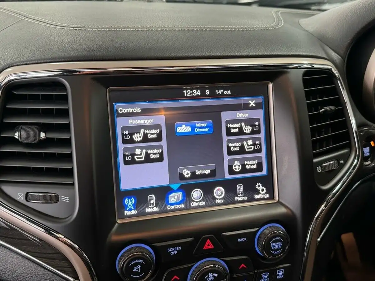 2015-jeep-grand-cherokee-30crd-overland-big-59