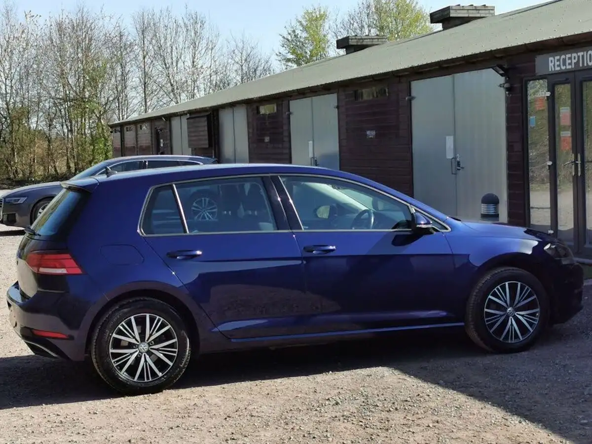 2018-volkswagen-golf-14-tsi-se-hatchback-5d-big-36