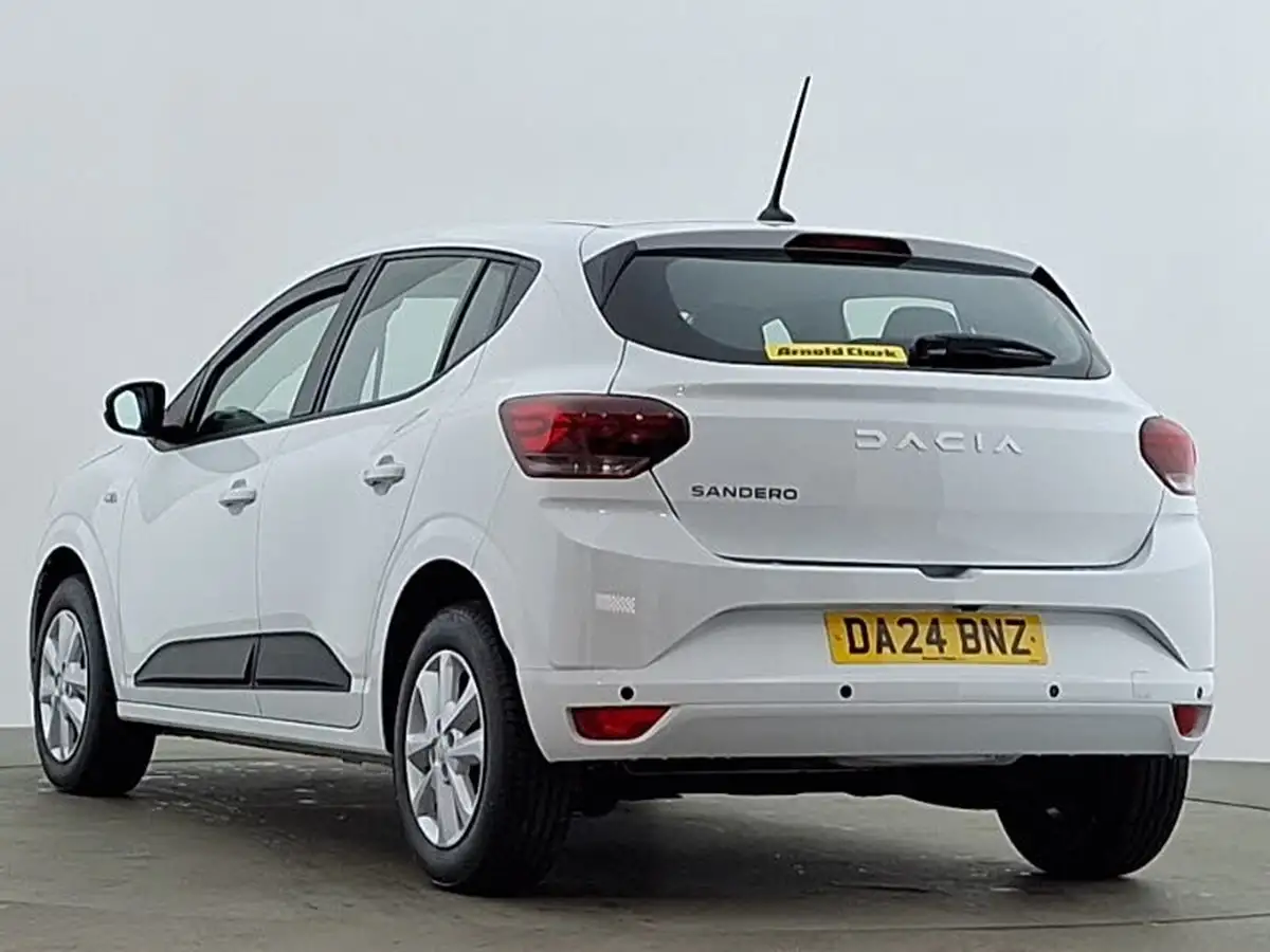 2024-dacia-sandero-10-tce-expression-90bhp-big-1