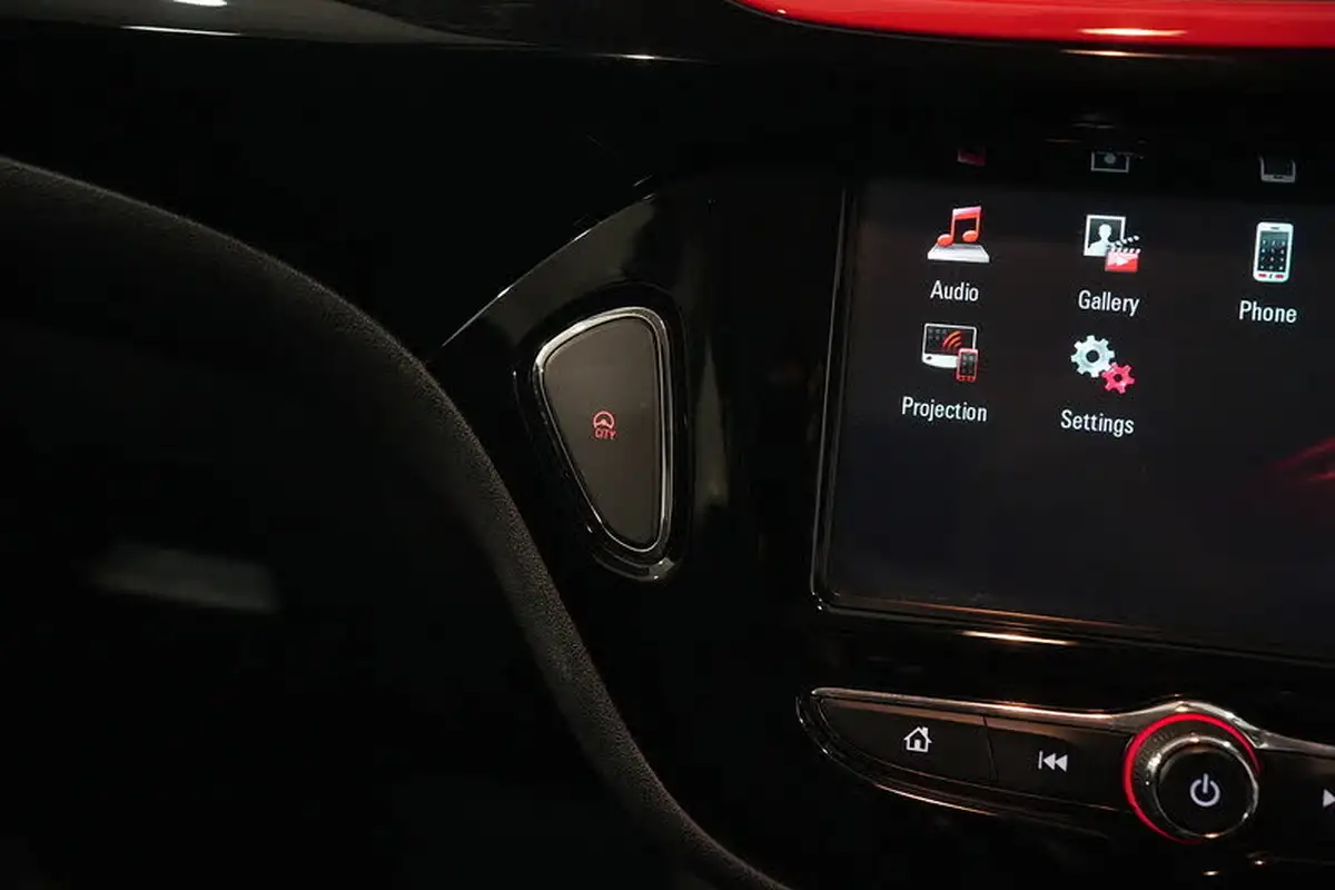 2018-vauxhall-corsa-14i-sri-90ps-ecotec-5d-big-35