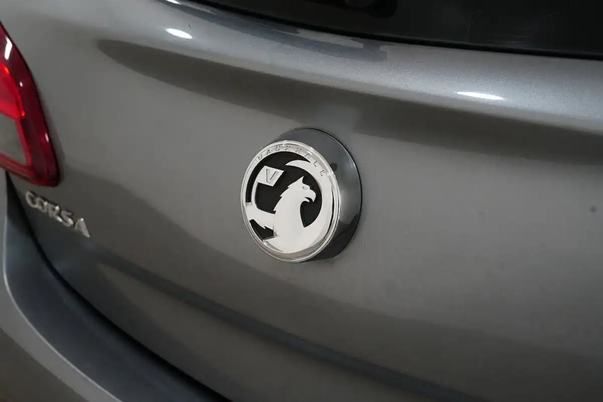 2018-vauxhall-corsa-14i-sri-90ps-ecotec-5d-big-9