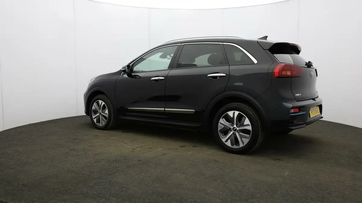 2021-kia-e-niro-ev-4-big-4