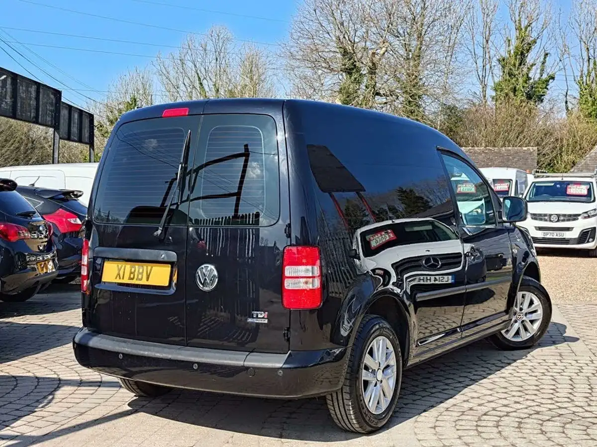 2013-volkswagen-caddy-16tdi-c20-highline-bmt-102ps-dsg-big-4
