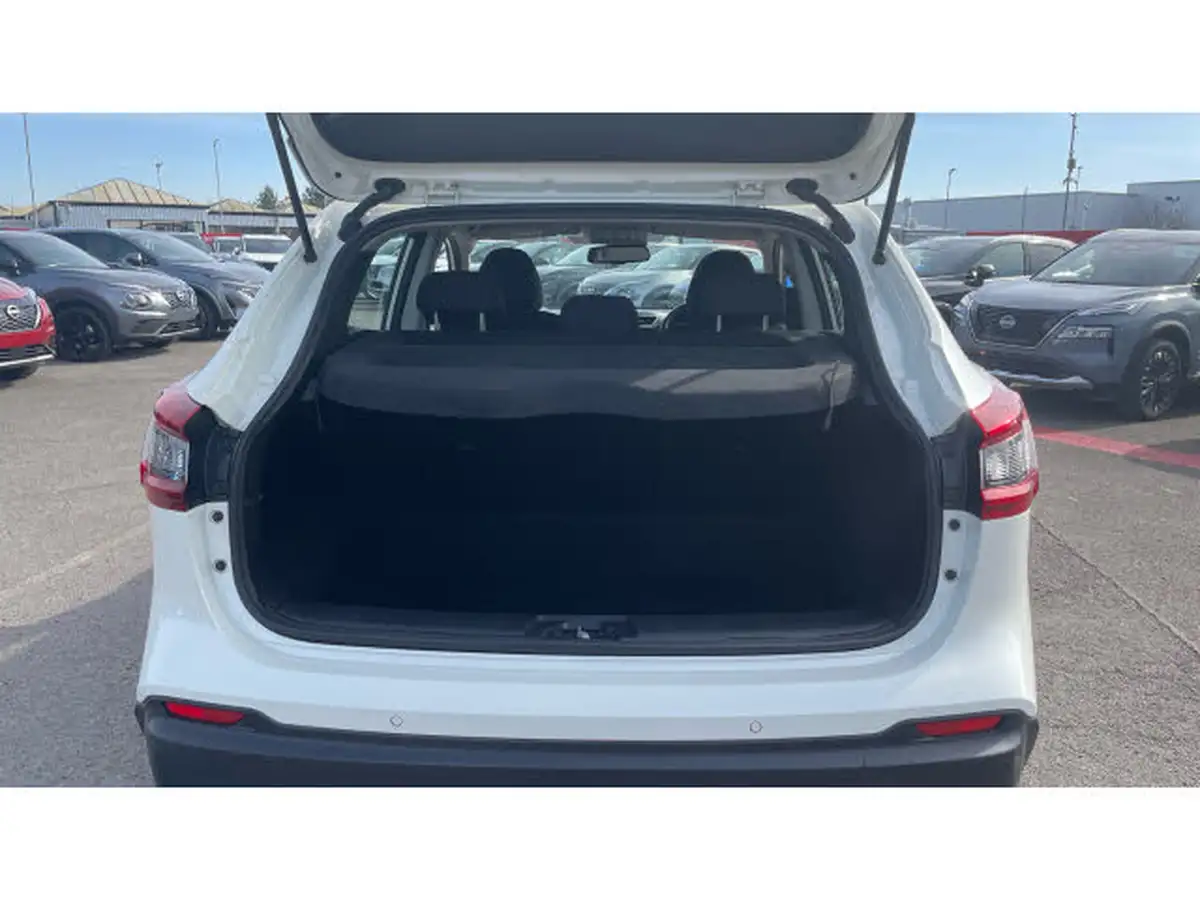 2021-nissan-qashqai-13-dig-t-acenta-premium-140ps-big-3