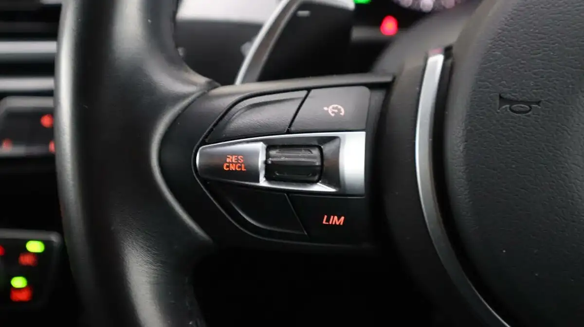2021-bmw-x2-20-sdrive20i-m-sport-big-23
